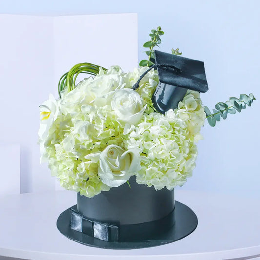 Graduation Elegance Hat Box