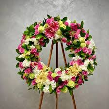 Wreath of Heaven BP Sympathy Standing Circle